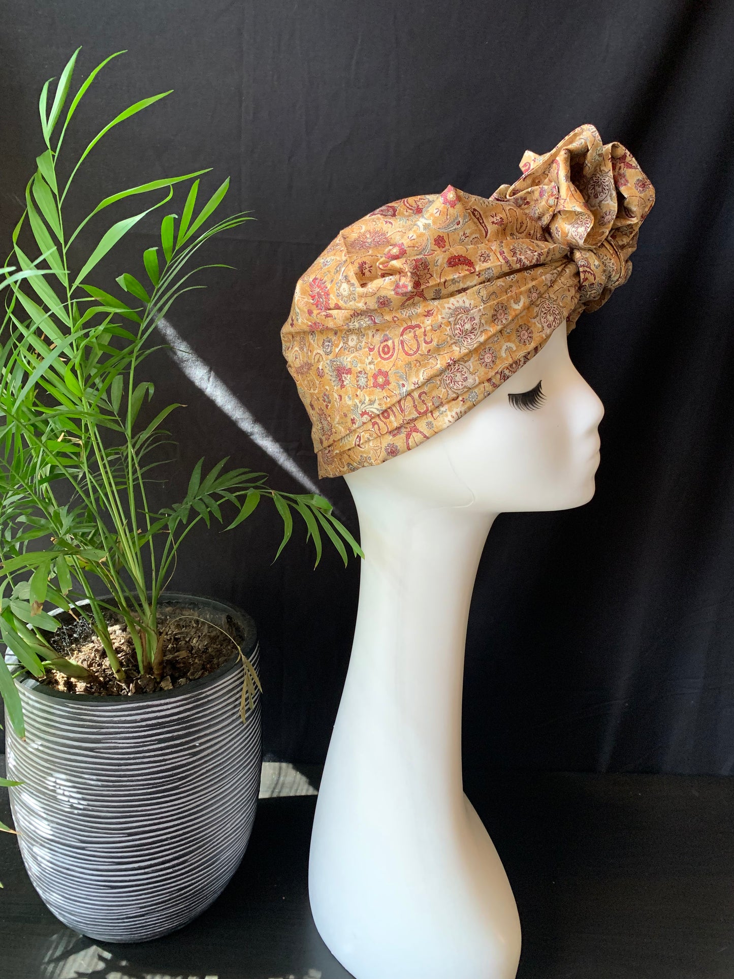 Beth wired turban